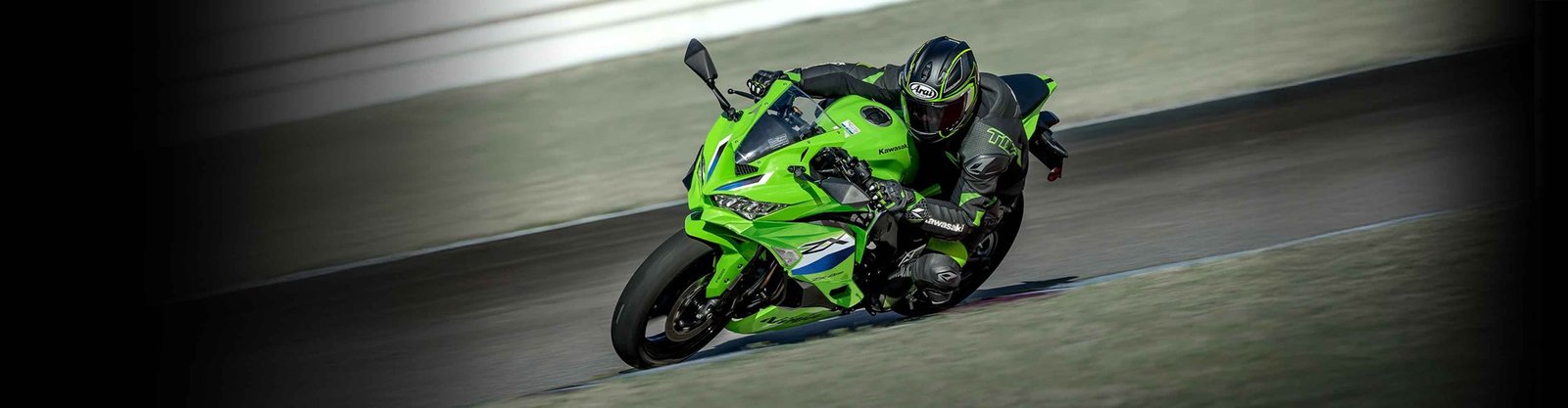 2027 Kawasaki NINJA ZX-4RR