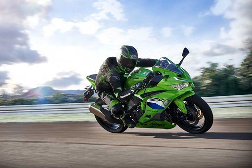 2027 Kawasaki NINJA ZX-4RR