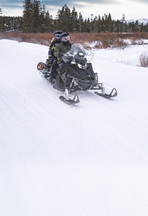 2027 Polaris TITAN ADVENTURE