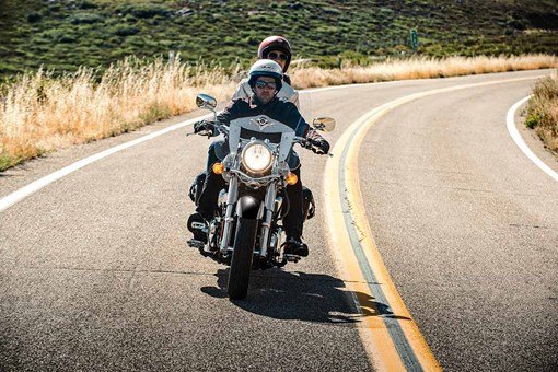 2025 Kawasaki Vulcan® 900 Classic LT — photo 6