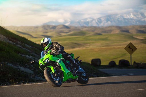 2025 Kawasaki Ninja ZX-6R ABS KRT Edition — photo 6