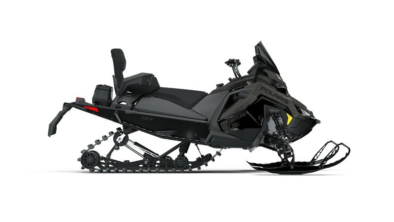 2025 Polaris PROSTAR S4 INDY — photo 3